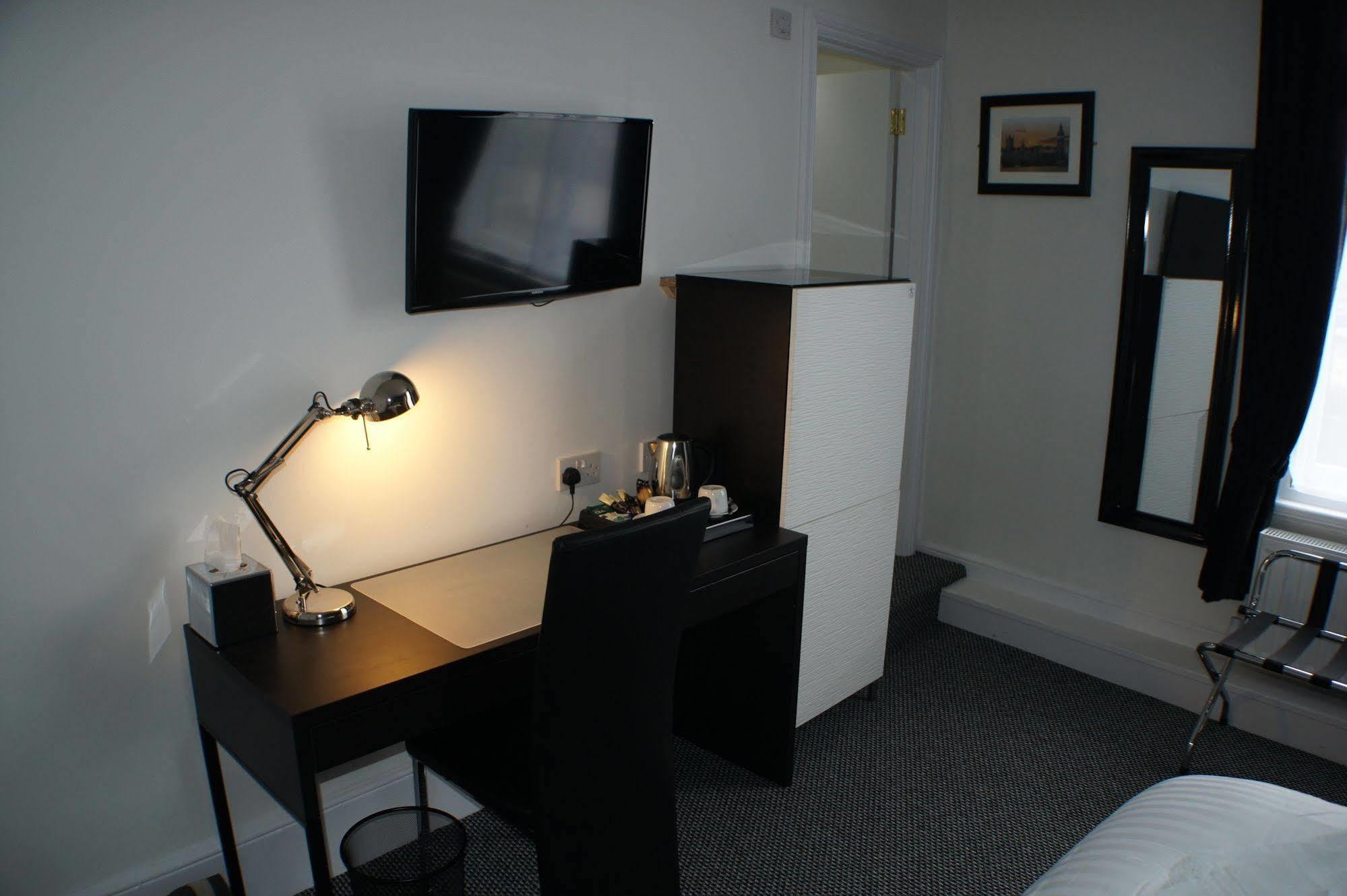 Grand Junction Arms Hotel London Eksteriør billede